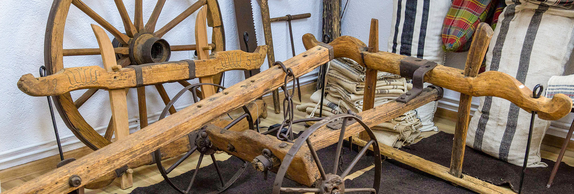 01_Craciunelu-de-jos