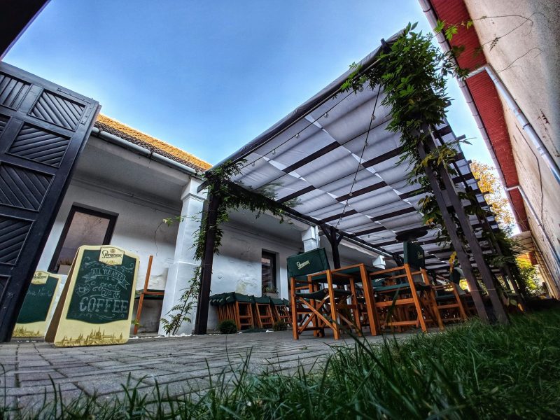 43692000_511774599286239_7289262080652214272_n